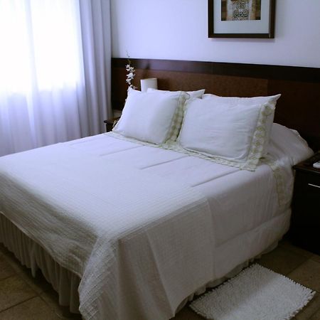 Hotel Dom Henrique Timóteo Extérieur photo