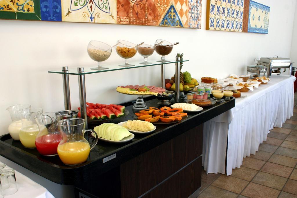 Hotel Dom Henrique Timóteo Extérieur photo