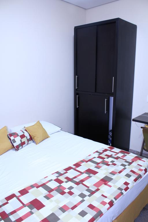 Hotel Dom Henrique Timóteo Extérieur photo