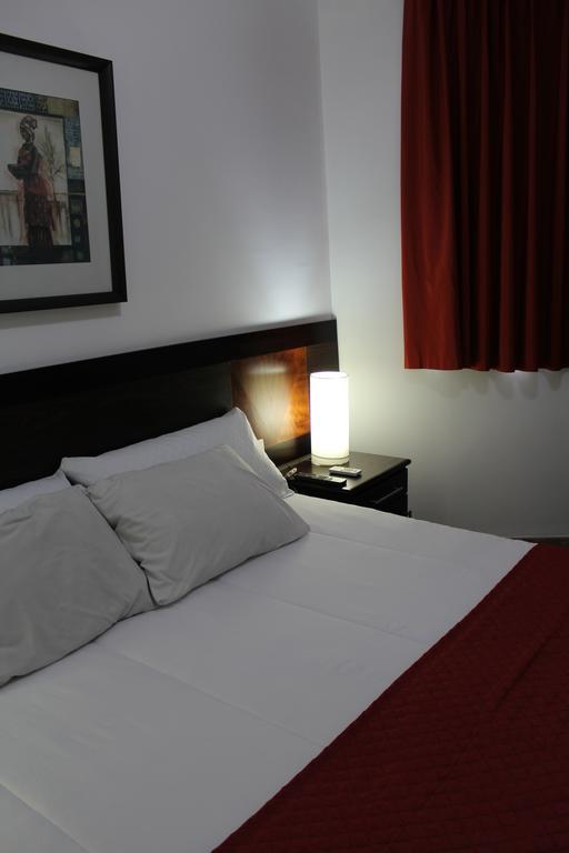 Hotel Dom Henrique Timóteo Extérieur photo