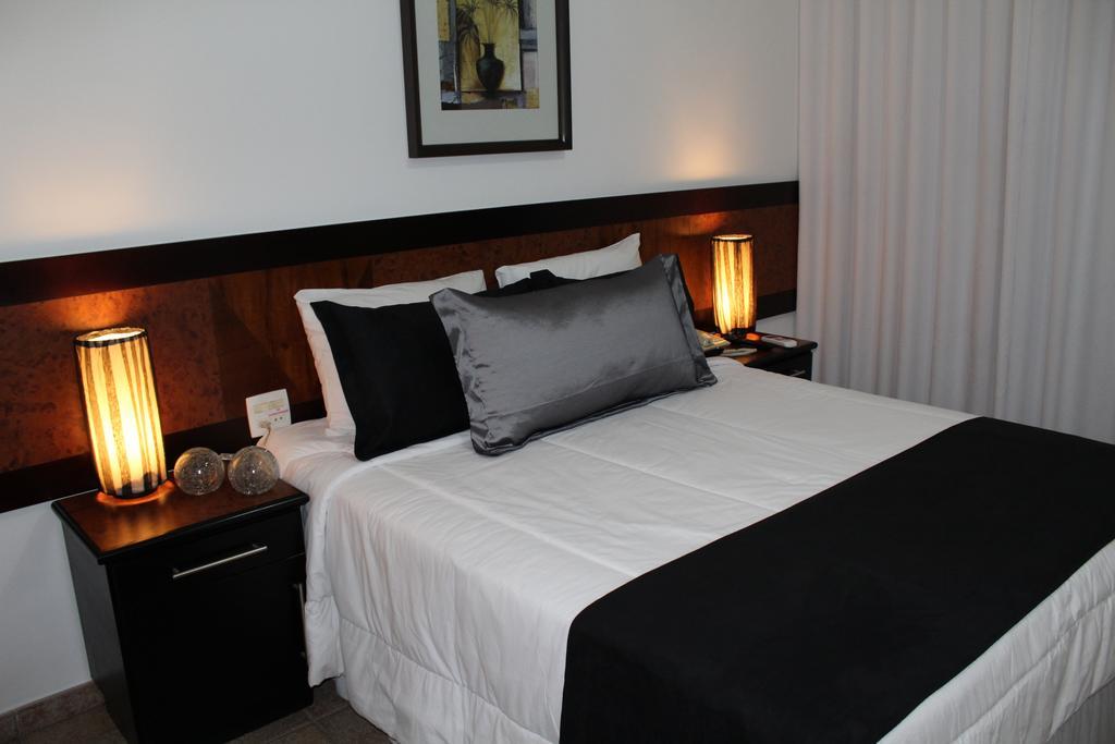 Hotel Dom Henrique Timóteo Extérieur photo